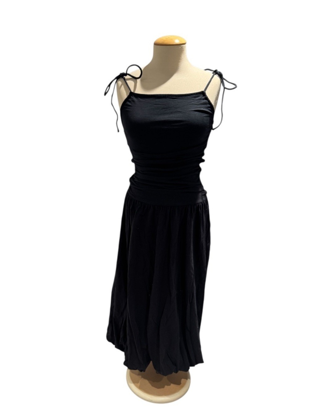 FREE PEOPLE BEACH “Liza” maxi bubble hem dress black - size xs